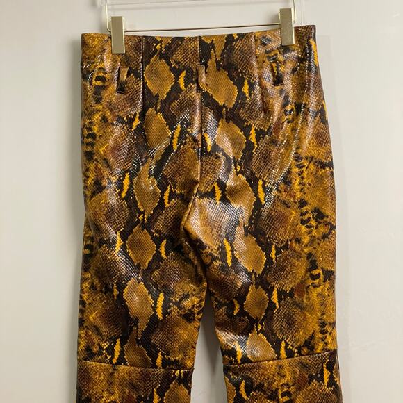 Urban Outfitters 6 snakeskin flare pants metallic black yellow mid rise animal - Picture 6 of 7